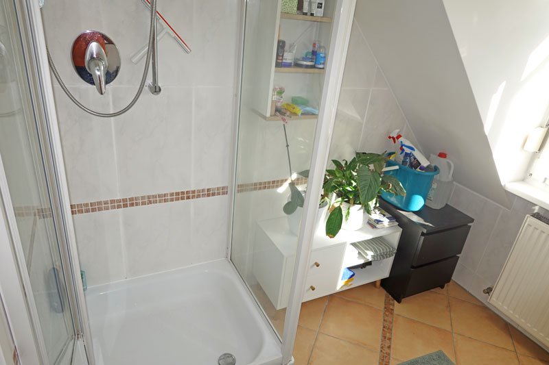 Bad mit Dusche