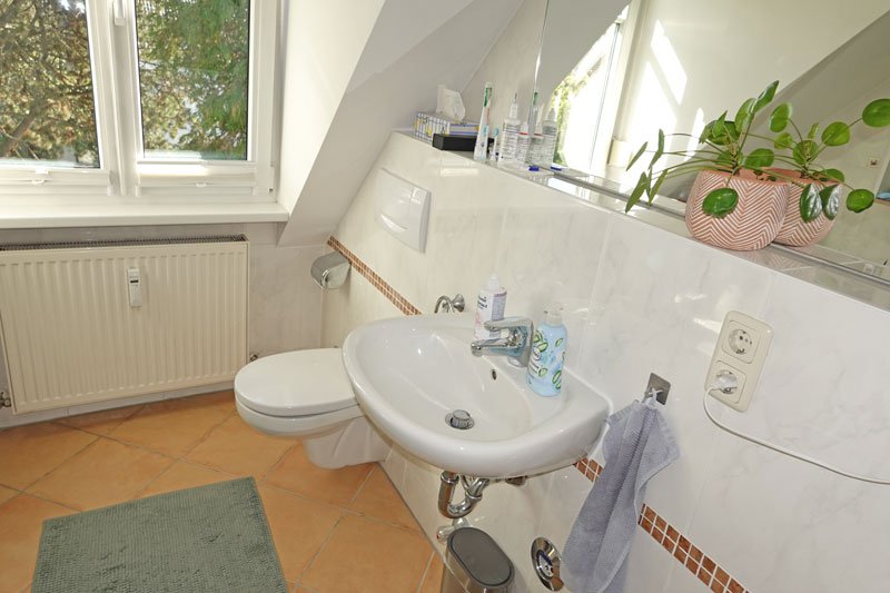 Bad-Waschbecken