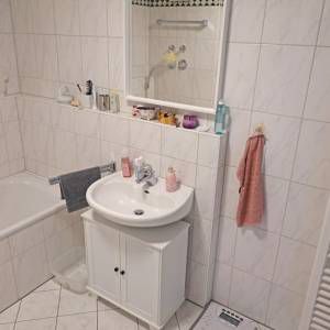 Bad-Waschbecken